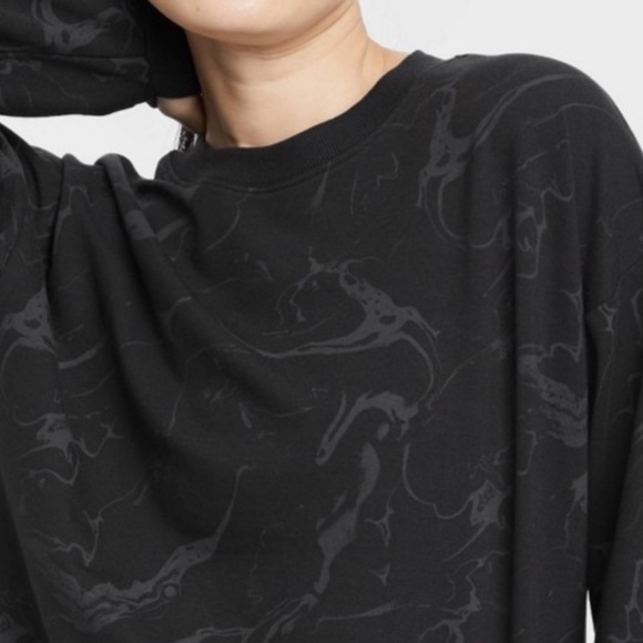 All in motion black marbled French Terry Crewneck sweatshirt Size Large - Picture 2 of 9